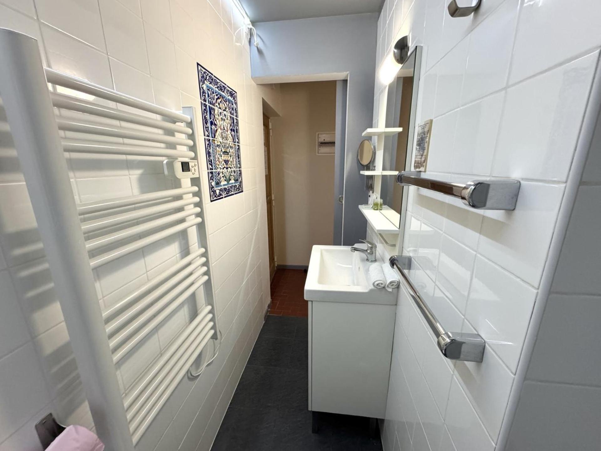 Aparthotel Riviera - Vincent 1 - Vieille Ville - Appartement Superieur 2 Pieces Ac Nice Eksteriør billede