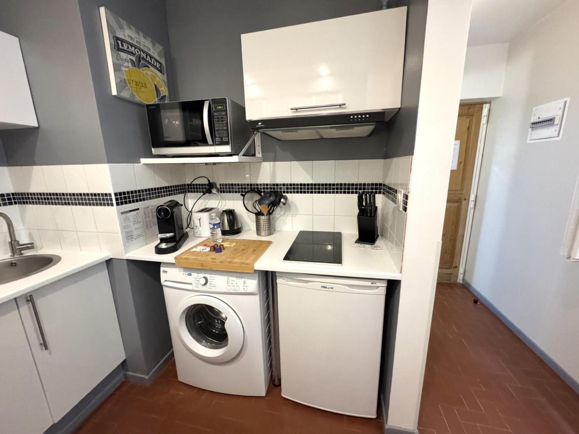 Aparthotel Riviera - Vincent 1 - Vieille Ville - Appartement Superieur 2 Pieces Ac Nice Eksteriør billede