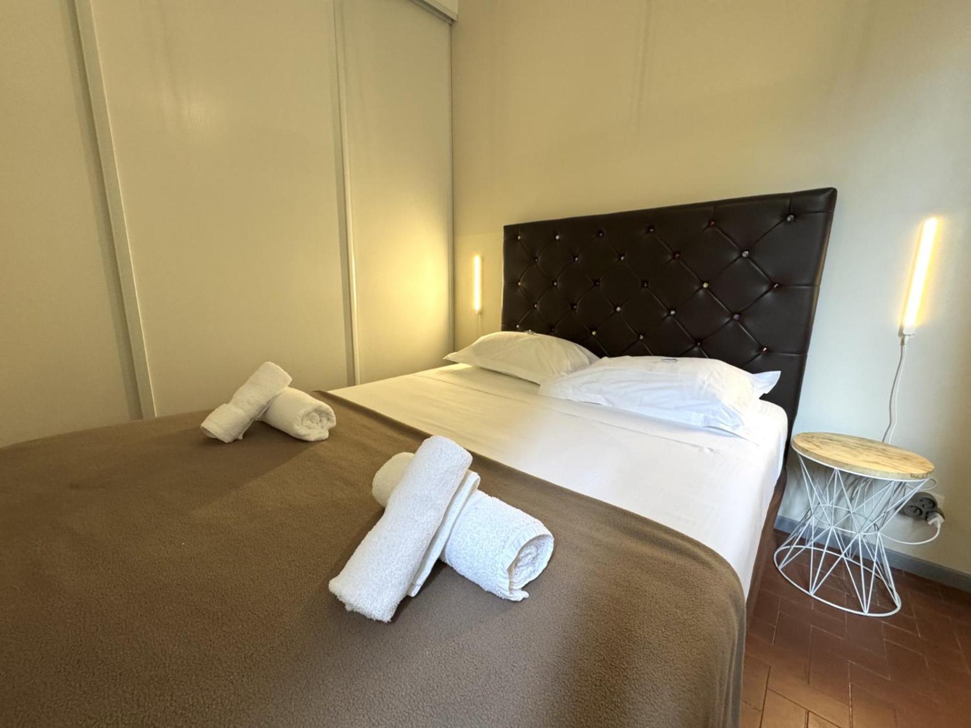 Aparthotel Riviera - Vincent 1 - Vieille Ville - Appartement Superieur 2 Pieces Ac Nice Eksteriør billede