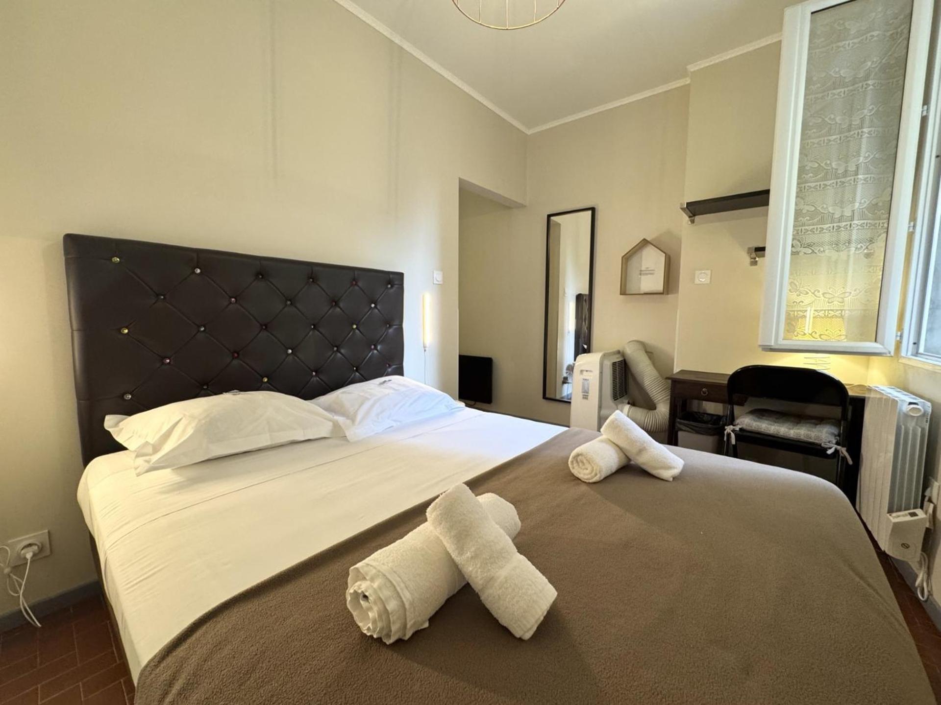 Aparthotel Riviera - Vincent 1 - Vieille Ville - Appartement Superieur 2 Pieces Ac Nice Eksteriør billede